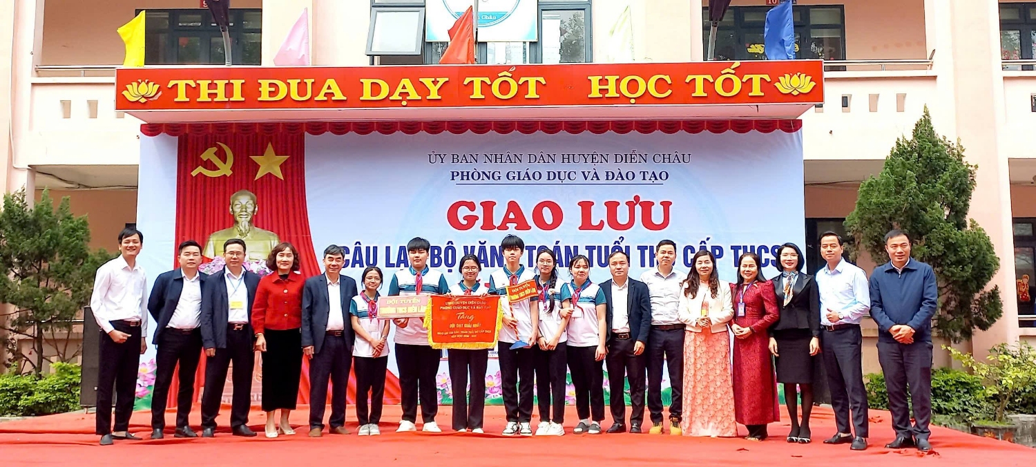 CÂU LẠC BỘ TOÁN VĂN TUỔI THƠ CẤP HUYỆN